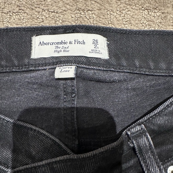 Abercrombie Curve Love Crossover Dad Jeans - Picture 2 of 2